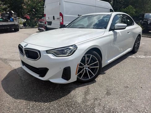 Used 2026 BMW 230i Coupe w/ Premium Package RWD image 2