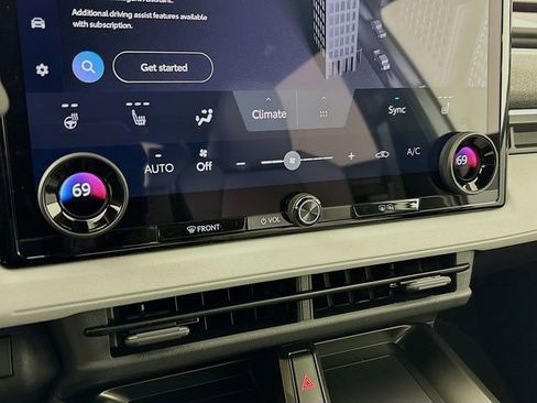 New 2026 Subaru Solterra image 16