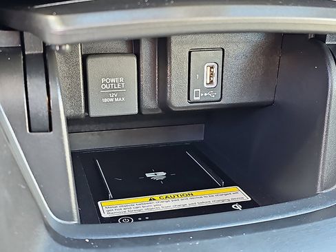 Used 2019 Honda Accord Touring image 24