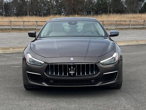 Used 2018 Maserati Ghibli GranLusso image 5