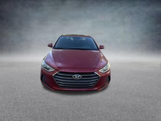 Used 2017 Hyundai Elantra Limited w/ Limited Tech Package 04 FWD video 2