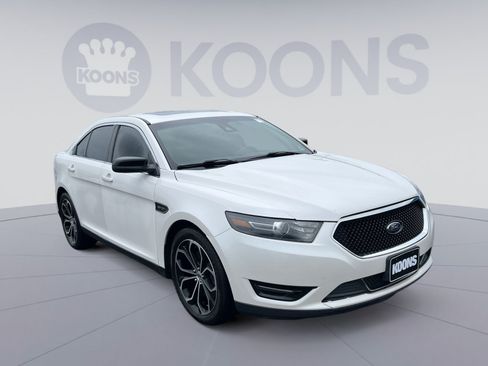 Used 2018 Ford Taurus SHO AWD/4WD image 2