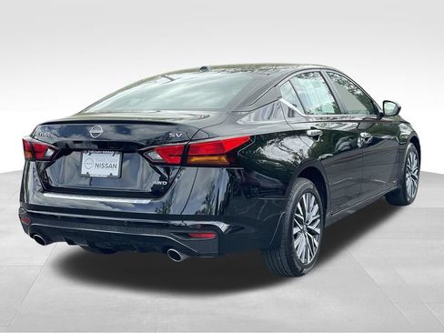 Certified 2024 Nissan Altima 2.5 SV AWD/4WD image 5