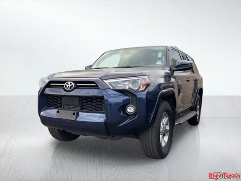 Used 2023 Toyota 4Runner SR5 image 2
