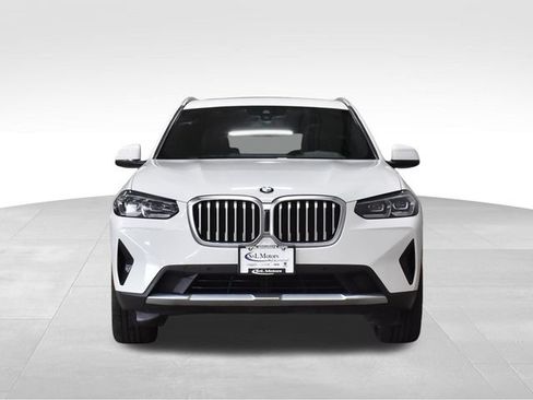Used 2024 BMW X3 xDrive30i AWD/4WD image 3