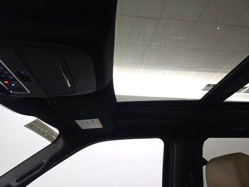 Used 2021 Ford F150 Lariat image 13