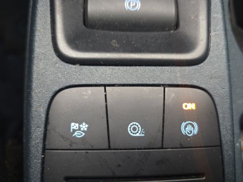 Used 2023 Ford Maverick XLT FWD image 17