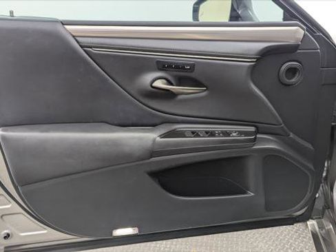 Used 2019 Lexus ES 350 F Sport w/ Accessory Package 2 image 13