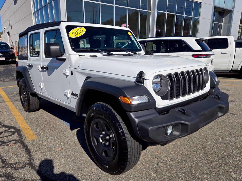 Used 2025 Jeep Wrangler Unlimited Sport AWD/4WD image 2