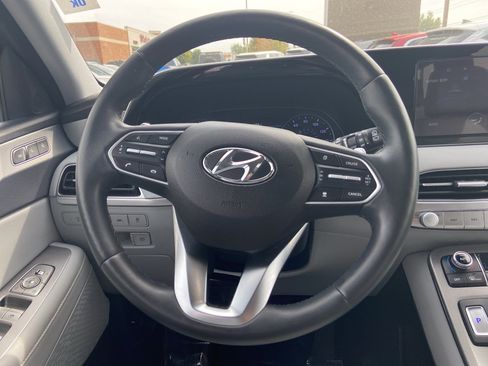 Used 2022 Hyundai Palisade SEL w/ Premium Package AWD/4WD image 9