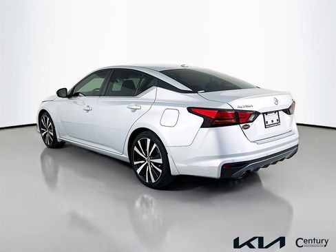 Used 2022 Nissan Altima 2.5 SR image 7