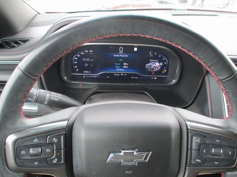 Used 2023 Chevrolet Suburban RST w/ Luxury Package image 31