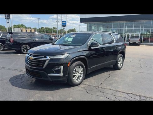 Certified 2023 Chevrolet Traverse LT w/ LPO, Floor Liner Package FWD image 4