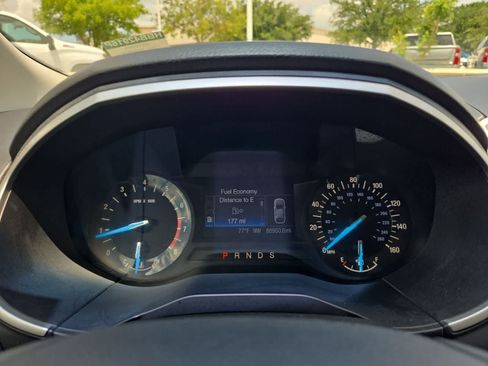 Used 2017 Ford Edge SEL FWD image 29