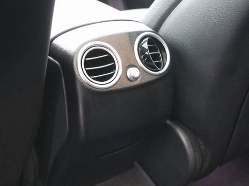 Used 2021 Mercedes-Benz GLC 300 4MATIC image 26