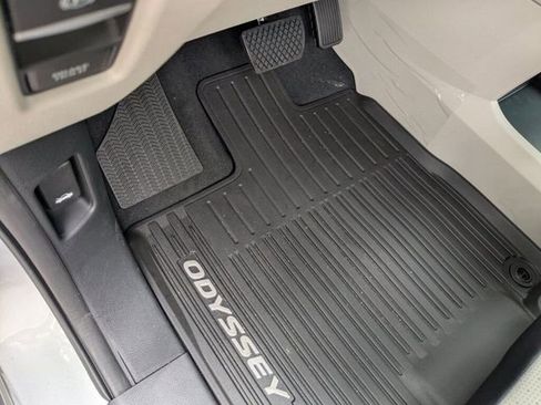 New 2026 Honda Odyssey Elite image 27