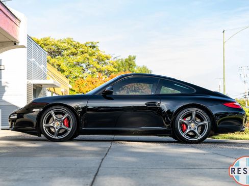 Used 2009 Porsche 911 Carrera S RWD image 12