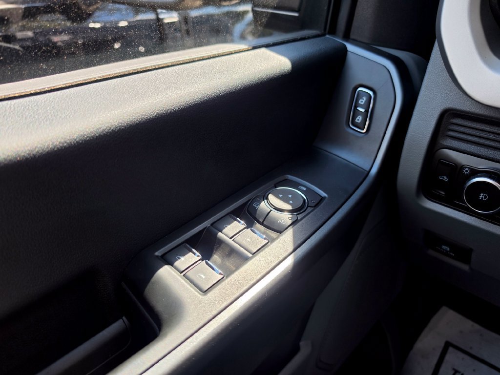 New 2026 Ford F250 XL w/ STX Appearance Package AWD/4WD image 20