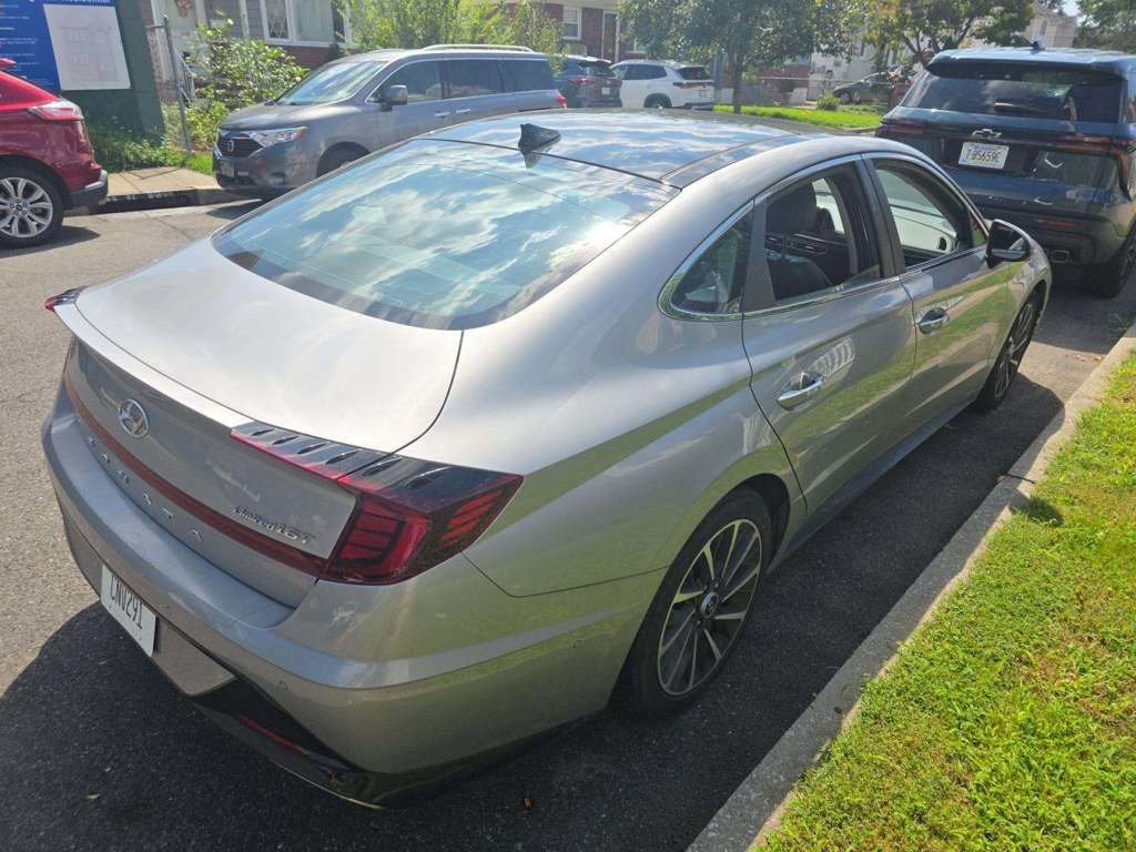 Used 2023 Hyundai Sonata Limited FWD image 4