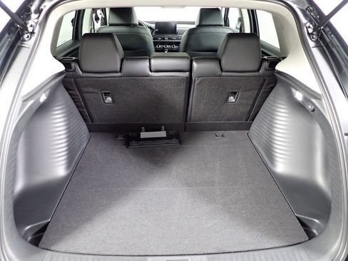 Used 2026 Honda HR-V EX-L image 17