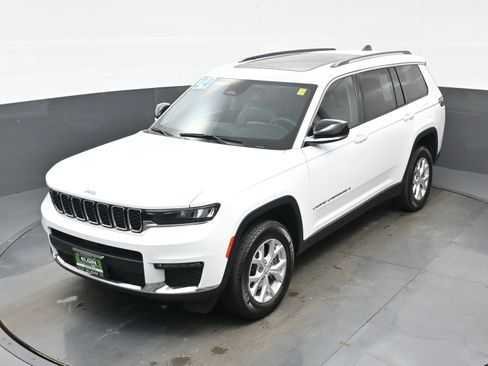 Used 2023 Jeep Grand Cherokee L Limited image 34