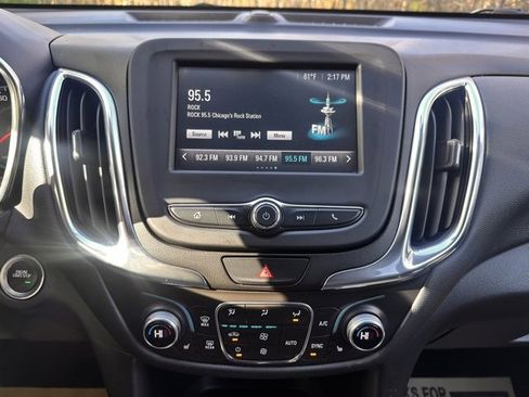 Used 2018 Chevrolet Equinox LT image 26