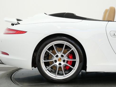 Used 2015 Porsche 911 Carrera S RWD image 46