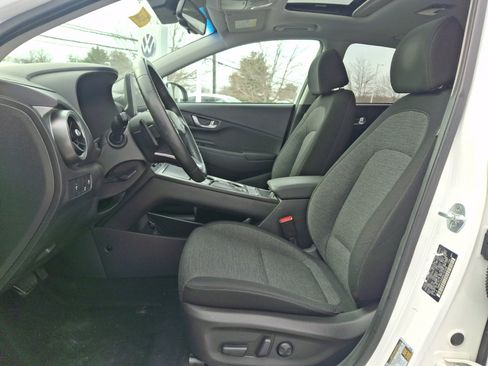 Used 2022 Hyundai Kona SEL w/ Convenience Package image 14