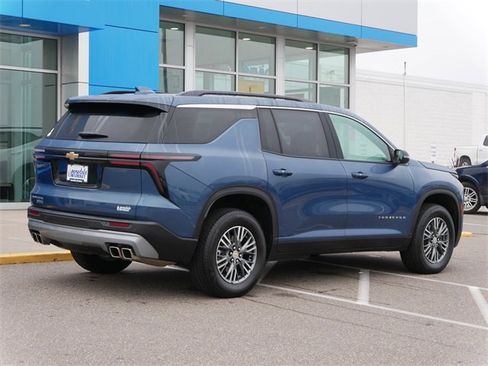 Certified 2025 Chevrolet Traverse LT image 26