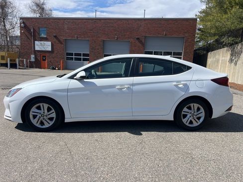 Used 2020 Hyundai Elantra SEL w/ Cargo Package (C1) image 2