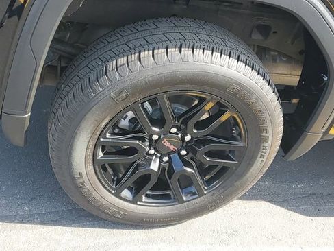 Certified 2025 GMC Sierra 1500 Elevation AWD/4WD image 5