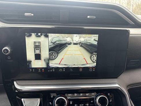 Used 2024 GMC Sierra 1500 Denali w/ Denali Reserve Package AWD/4WD image 25