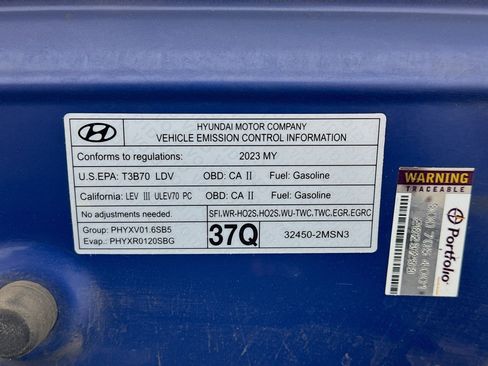 Used 2023 Hyundai Venue SEL image 20