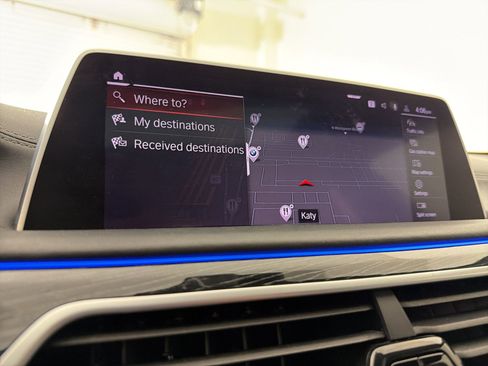 Used 2022 BMW 750i xDrive w/ Luxury Rear Seating Package AWD/4WD image 24