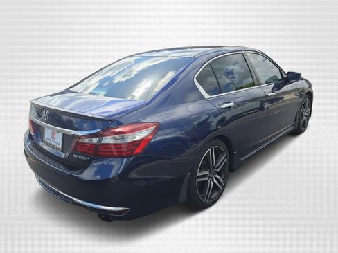 Used 2016 Honda Accord Sport image 3