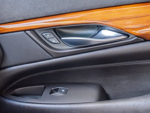 Used 2016 Cadillac Escalade Luxury image 25