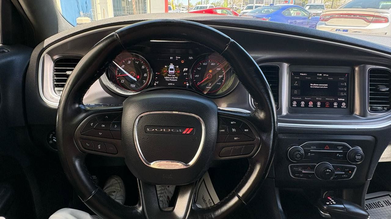 Used 2020 Dodge Charger SXT w/ Blacktop Package RWD image 15