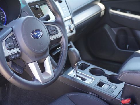 Used 2015 Subaru Legacy 2.5i Premium AWD/4WD image 20
