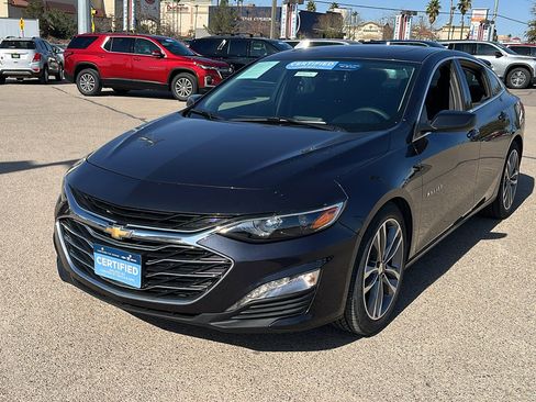Used 2023 Chevrolet Malibu LT image 3