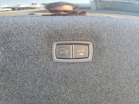 Used 2024 Audi e-tron GT Premium Plus AWD/4WD image 9