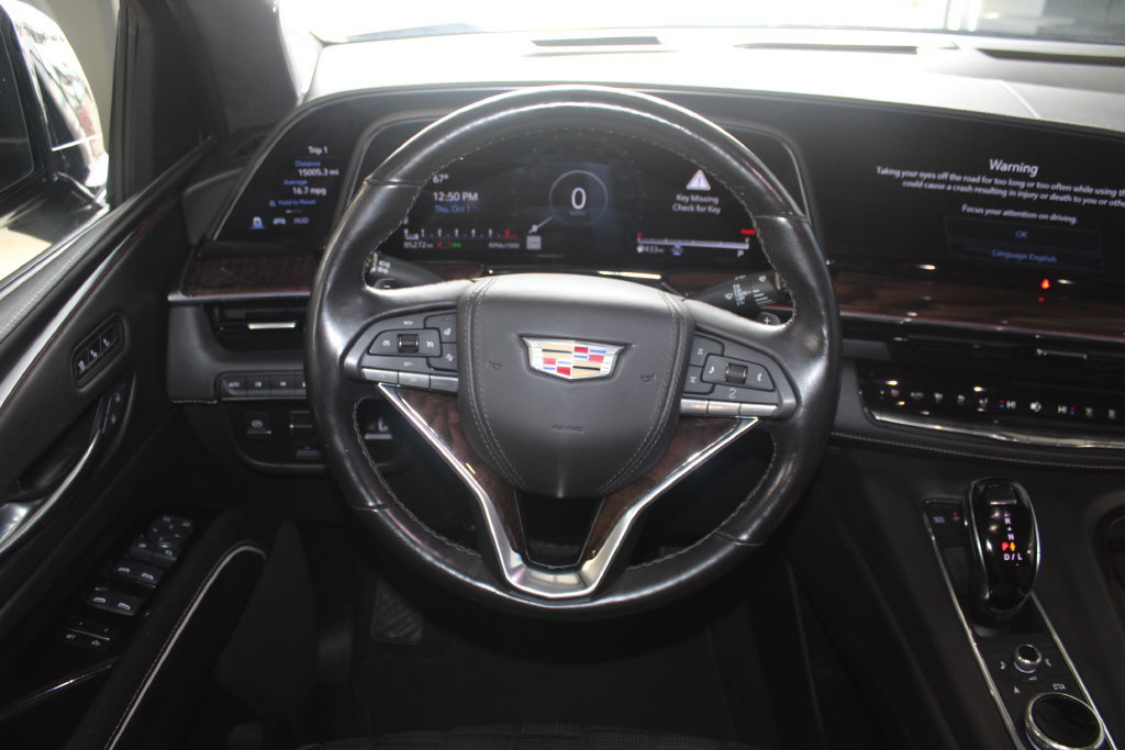 Used 2023 Cadillac Escalade ESV Sport Platinum w/ LPO, ONYX Package AWD/4WD image 10