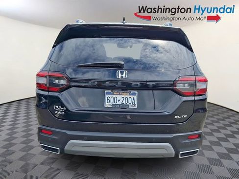 Used 2025 Honda Pilot Elite image 5