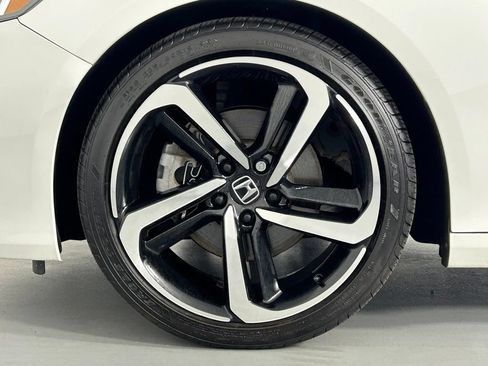 Used 2020 Honda Accord Sport image 36
