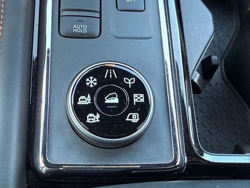 Certified 2025 Nissan Pathfinder Rock Creek image 32