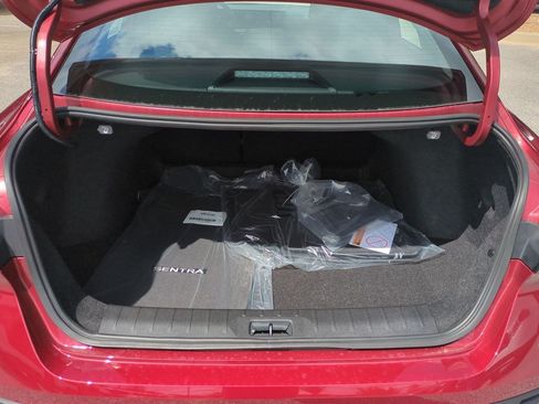 New 2026 Nissan Sentra SV w/ SV Convenience Package FWD image 31