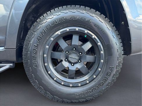 Used 2016 Toyota 4Runner Limited image 8