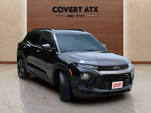 Used 2022 Chevrolet TrailBlazer RS FWD image 9