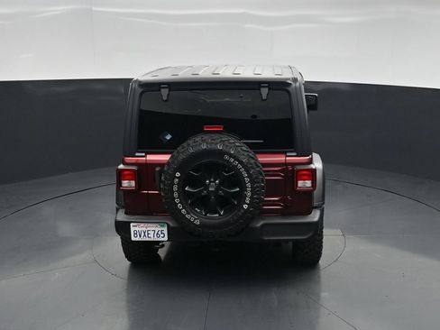 Used 2021 Jeep Wrangler Sport AWD/4WD image 34