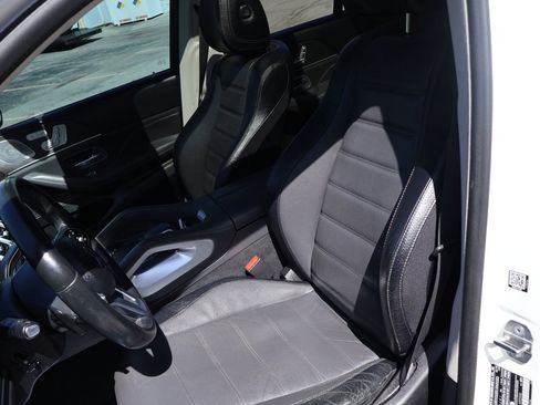 Used 2020 Mercedes-Benz GLE 450 4MATIC image 25