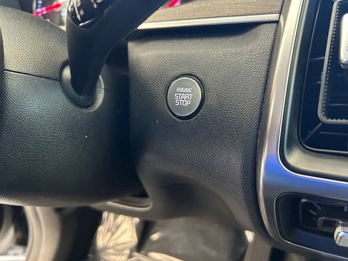Used 2022 Kia Sorento EX FWD image 46